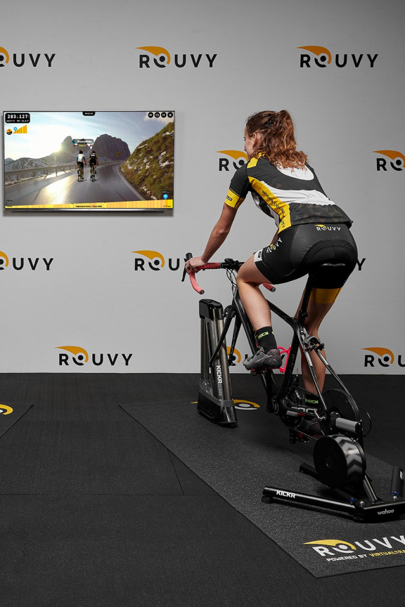 Investiční skupina Pale Fire Capital vstupuje do virtuálního trenažéru cyklistiky Rouvy