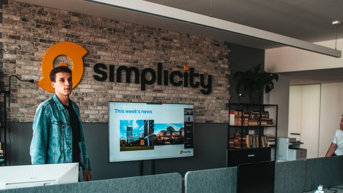 Dodává informace a chce bojovat proti hoaxům. Teď startup Simplicity získal 7 milionů eur na expanzi do USA