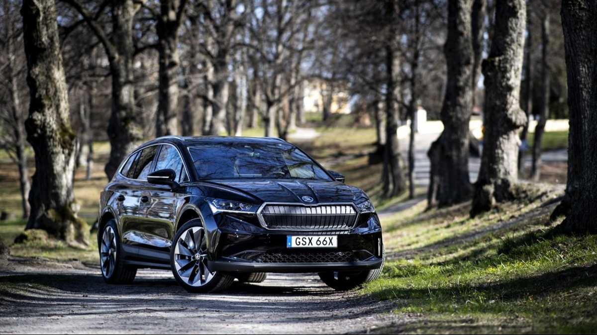 Sdílení aut HoppyGo vybízí k půjčování elektromobilů. Škoda jde příkladem a rozšiřuje nabídku o model Enyaq iV