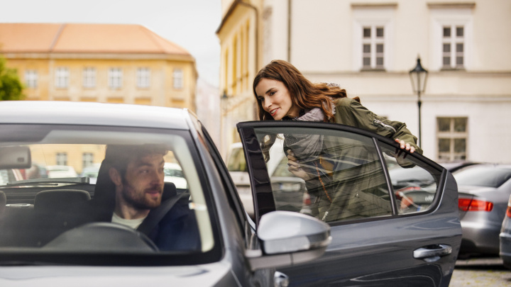 Jak přimět občany volit? Uber jim dá slevu na cestu k volbám