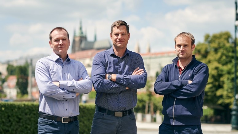 Skupina Pale Fire Capital rozšiřuje své portfolio srovnávačů pojištění o španělský Arpem