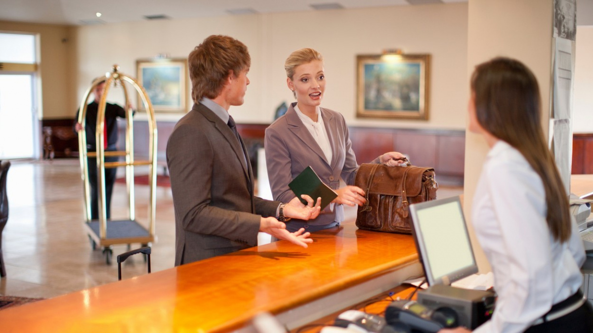 Česká cloudová správa hotelů Mews kupuje podobně zaměřenou společnost Cenium