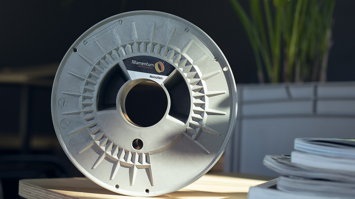 Společnost Fillamentum vyvinula plně rozložitelný materiál pro 3D tisk. Využívá se na výrobu misek pro psy