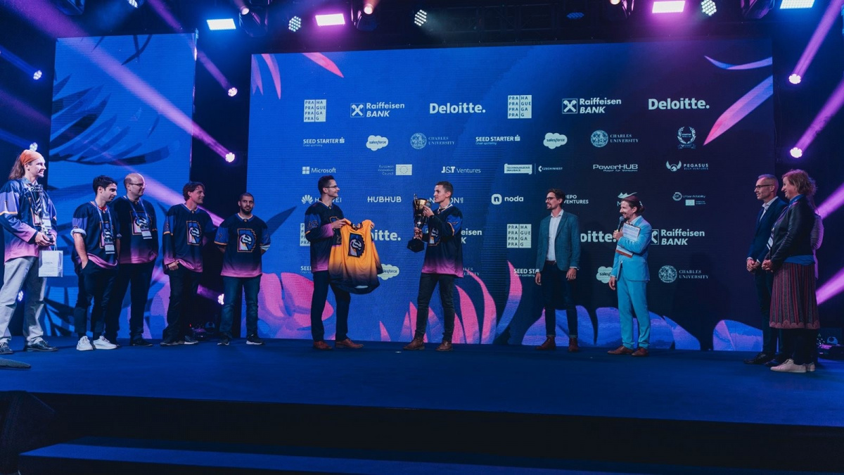 Disraptors summit v Praze ukázal světové osobnosti a vyhlásil nejlepší startupy