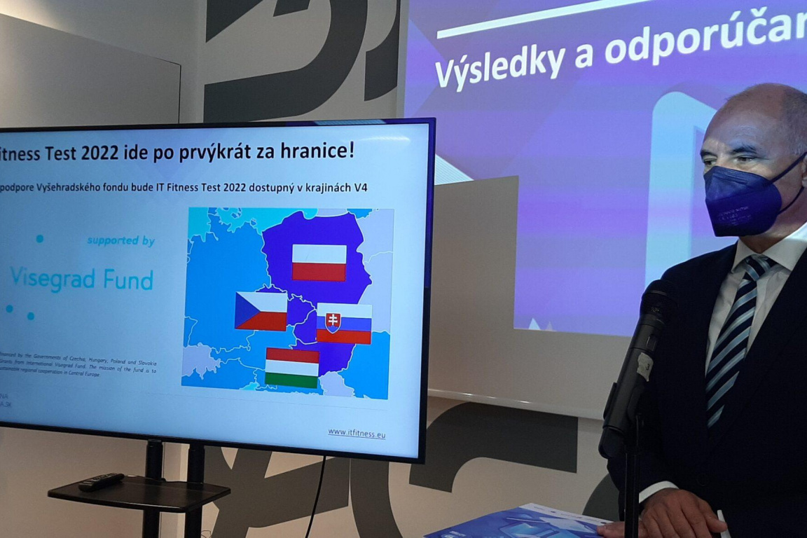 V České republice startujeme druhý ročník IT Fitness Testu 2023 V4 & Ukrajina – největší testování digitálních dovedností v zemích Visegrádské skupiny včetně Ukrajiny