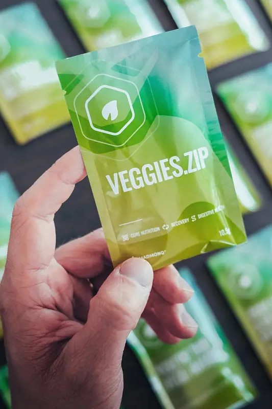 Porce zeleniny a ovoce v jednom sáčku. Český startup MADMONQ přichází s vlastními Greens